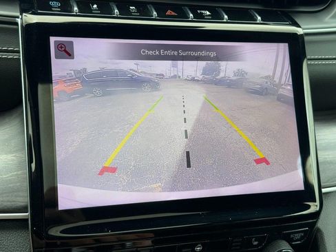 Used 2024 Jeep Grand Cherokee Limited 4xe AWD/4WD image 24