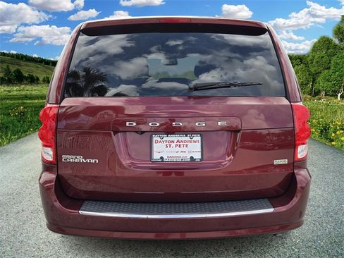 Certified 2017 Dodge Grand Caravan SE w/ Power Window Group image 5