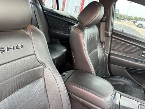 Used 2018 Ford Taurus SHO AWD/4WD image 13