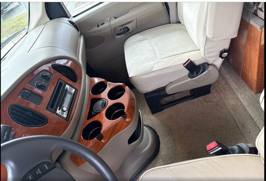 Used 2006 Ford E-450 and Econoline 450 RWD image 44
