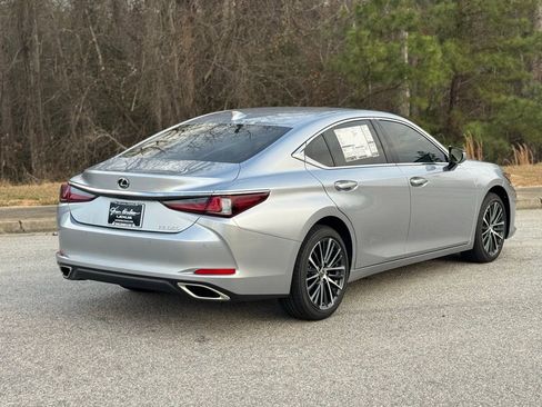 New 2025 Lexus ES 350 w/ Premium Package image 13