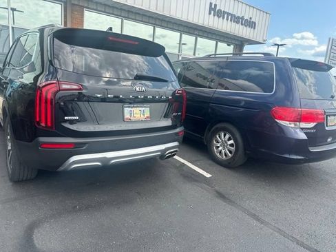 Used 2020 Kia Telluride EX w/ EX Premium Package AWD/4WD image 13