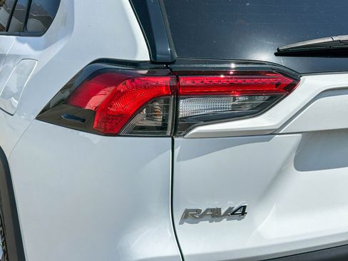 Used 2023 Toyota RAV4 XLE w/ Convenience Package AWD/4WD image 9