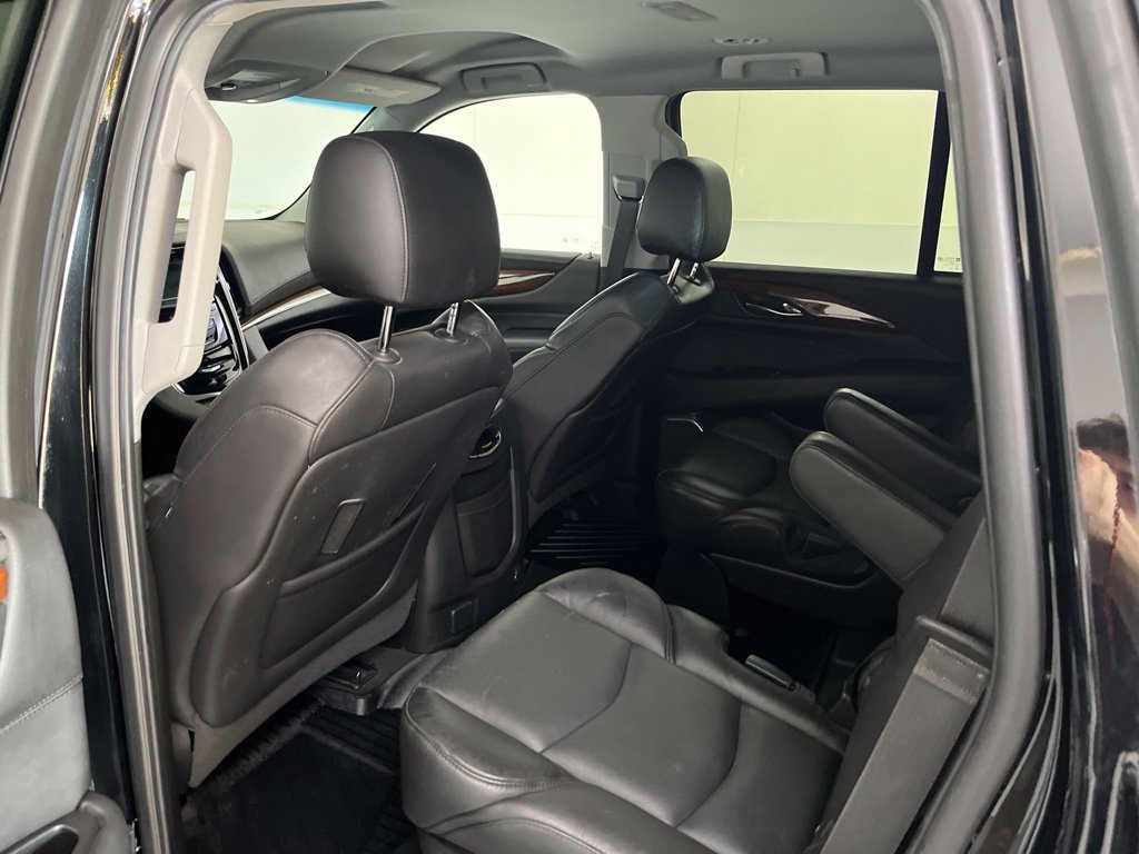 Used 2020 Cadillac Escalade 4WD image 26