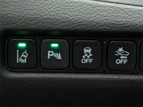 Used 2018 Acura RLX Sport Hybrid w/ Advance Pkg image 28