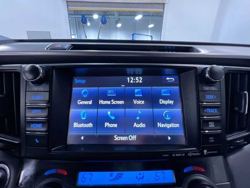 Used 2018 Toyota RAV4 Limited w/ All Weather Liner Package AWD/4WD image 27