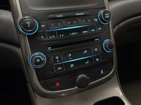 Used 2015 Chevrolet Malibu LS FWD image 32
