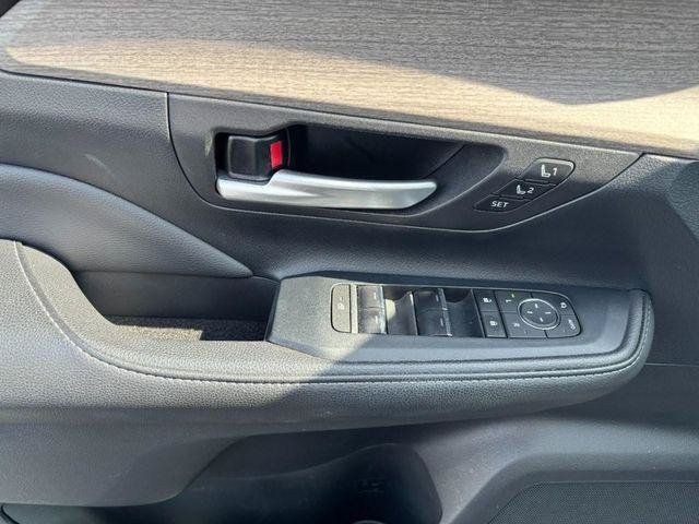 Certified 2024 Toyota Grand Highlander AWD Hybrid image 15