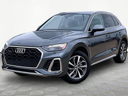 Used 2023 Audi Q5 2.0T Premium Plus w/ Premium Plus Package AWD/4WD image 1