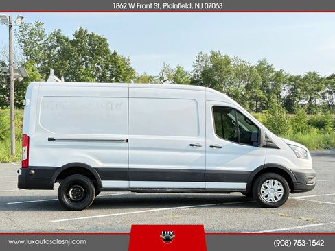 Used 2022 Ford E-Transit Medium Roof w/ Load Area Protection Package RWD image 11