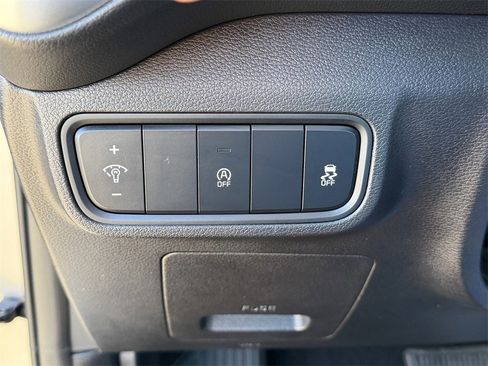 Used 2022 Kia Soul LX image 11