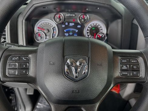 Used 2022 RAM 1500 Express w/ Express Value Package RWD image 16