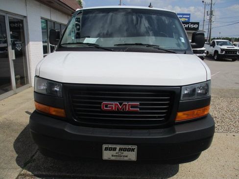 Used 2023 GMC Savana 2500 Extended w/ Driver Convenience Package image 2