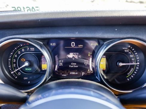 Used 2023 Jeep Wrangler Unlimited Sahara AWD/4WD image 28