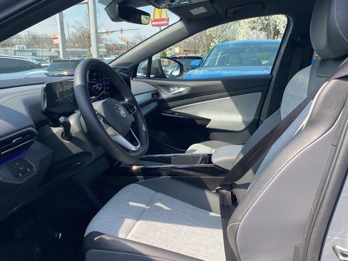 Used 2024 Volkswagen ID.4 2WD image 11