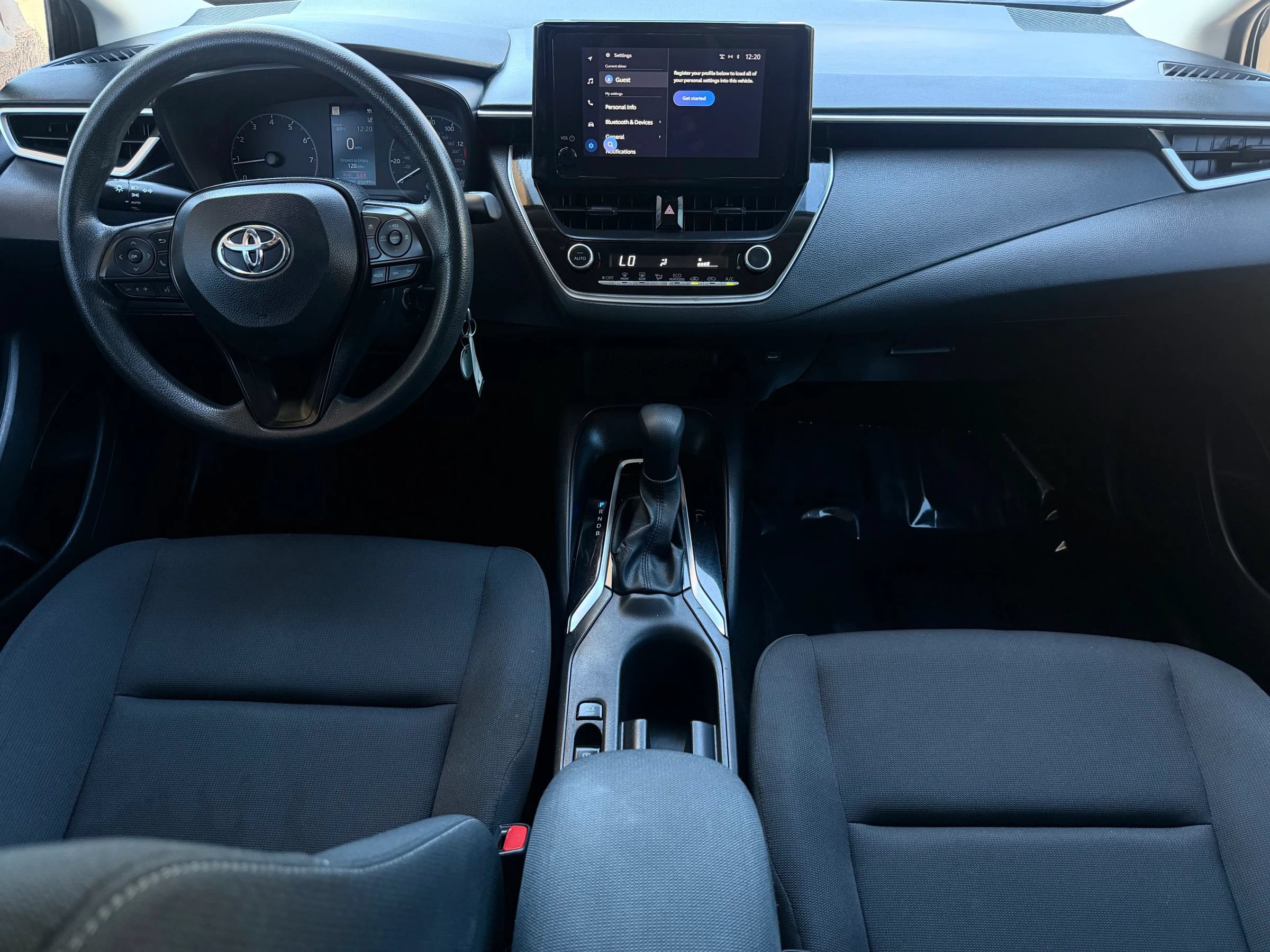 Used 2024 Toyota Corolla LE FWD image 16
