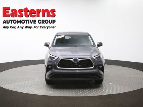 Used 2022 Toyota Highlander LE image 53