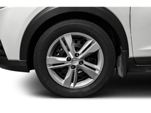 Used 2020 Nissan Kicks S FWD image 14