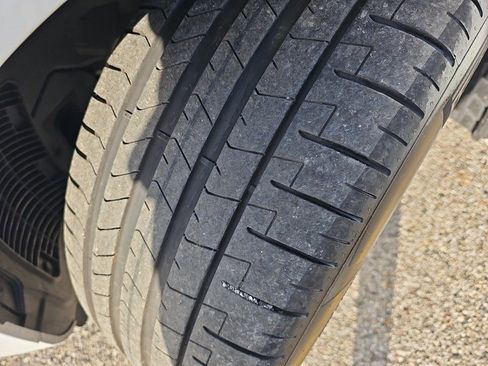 Used 2025 BMW X7 xDrive40i w/ M Sport Package image 36