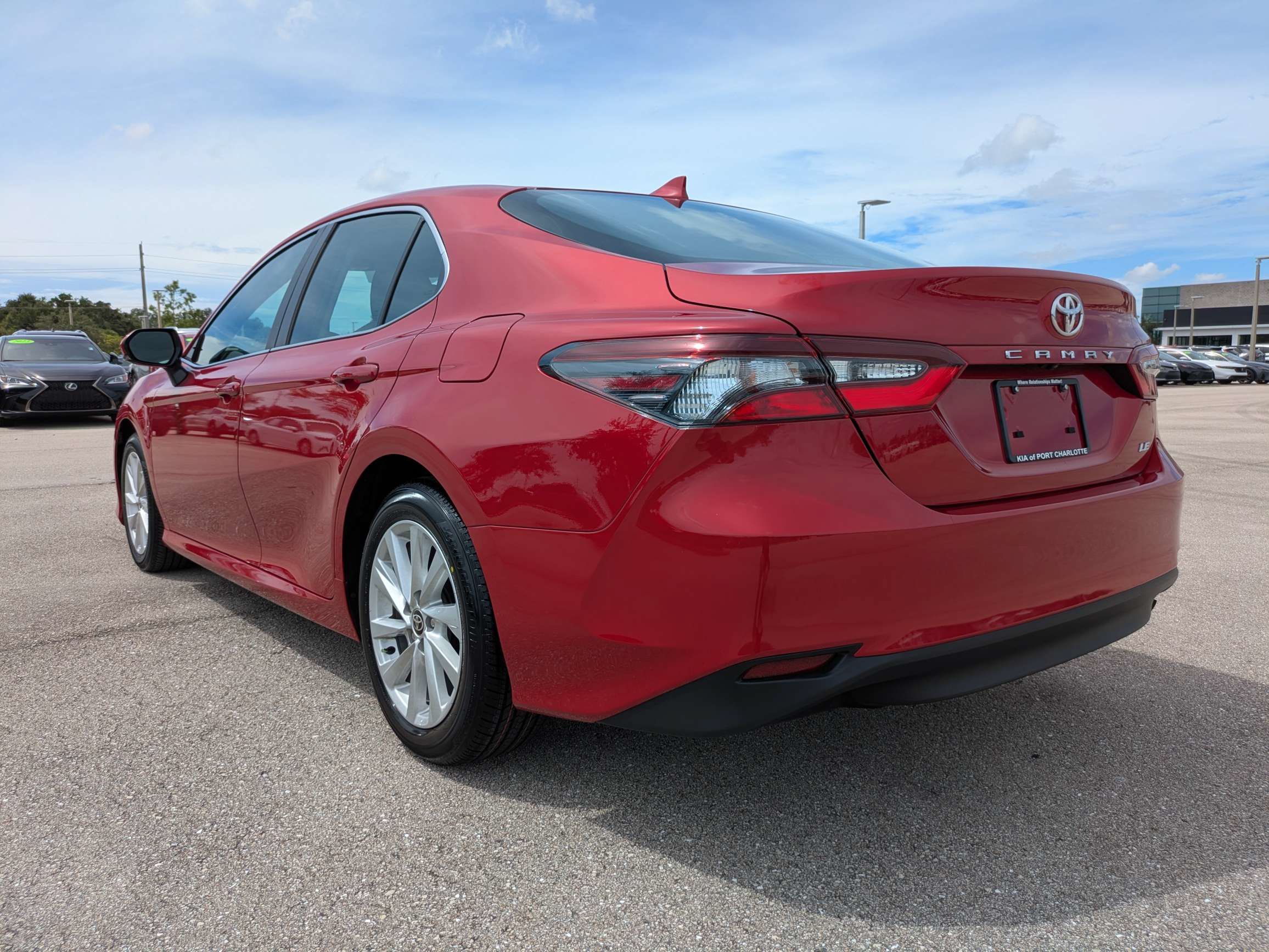 Used 2024 Toyota Camry LE w/ Convenience Package FWD image 6