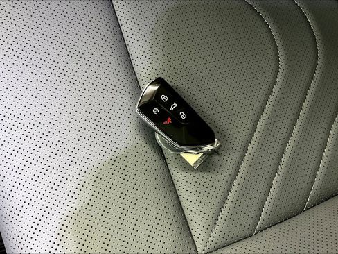 New 2026 Volkswagen Tiguan SE image 34