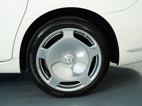 Used 2022 Mercedes-Benz Maybach S 580 4MATIC image 21