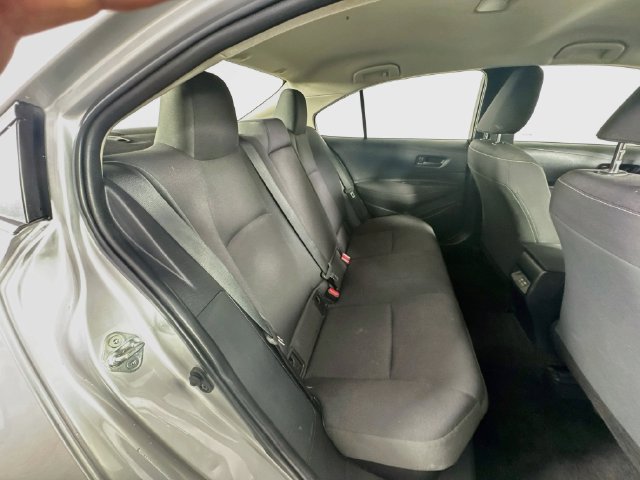 Used 2023 Toyota Corolla LE FWD image 28