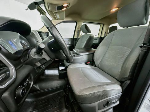 Used 2020 RAM 2500 Big Horn RWD image 13