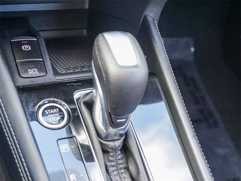 Used 2023 Nissan Kicks SR image 22