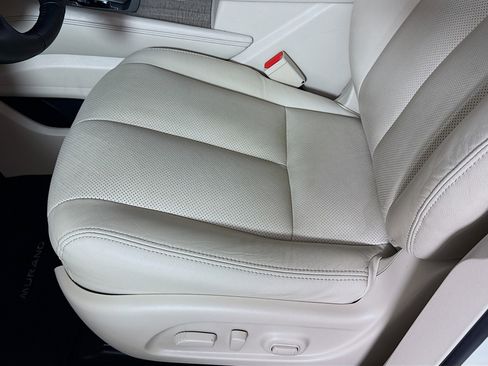 Used 2019 Nissan Murano SV AWD/4WD image 19