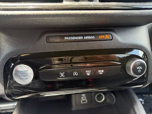 Used 2024 Ford Escape ST-Line w/ Tech Pack #1 FWD image 6