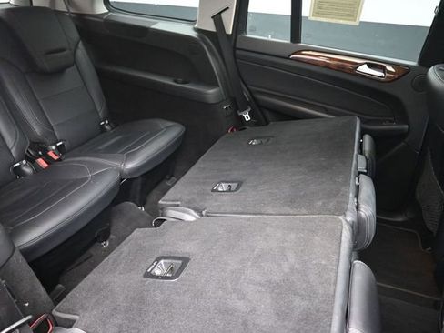 Used 2017 Mercedes-Benz GLS 450 4MATIC image 29