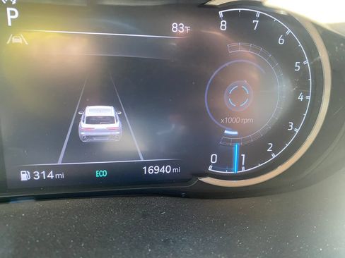 Certified 2022 Genesis GV70 2.5T AWD/4WD image 33