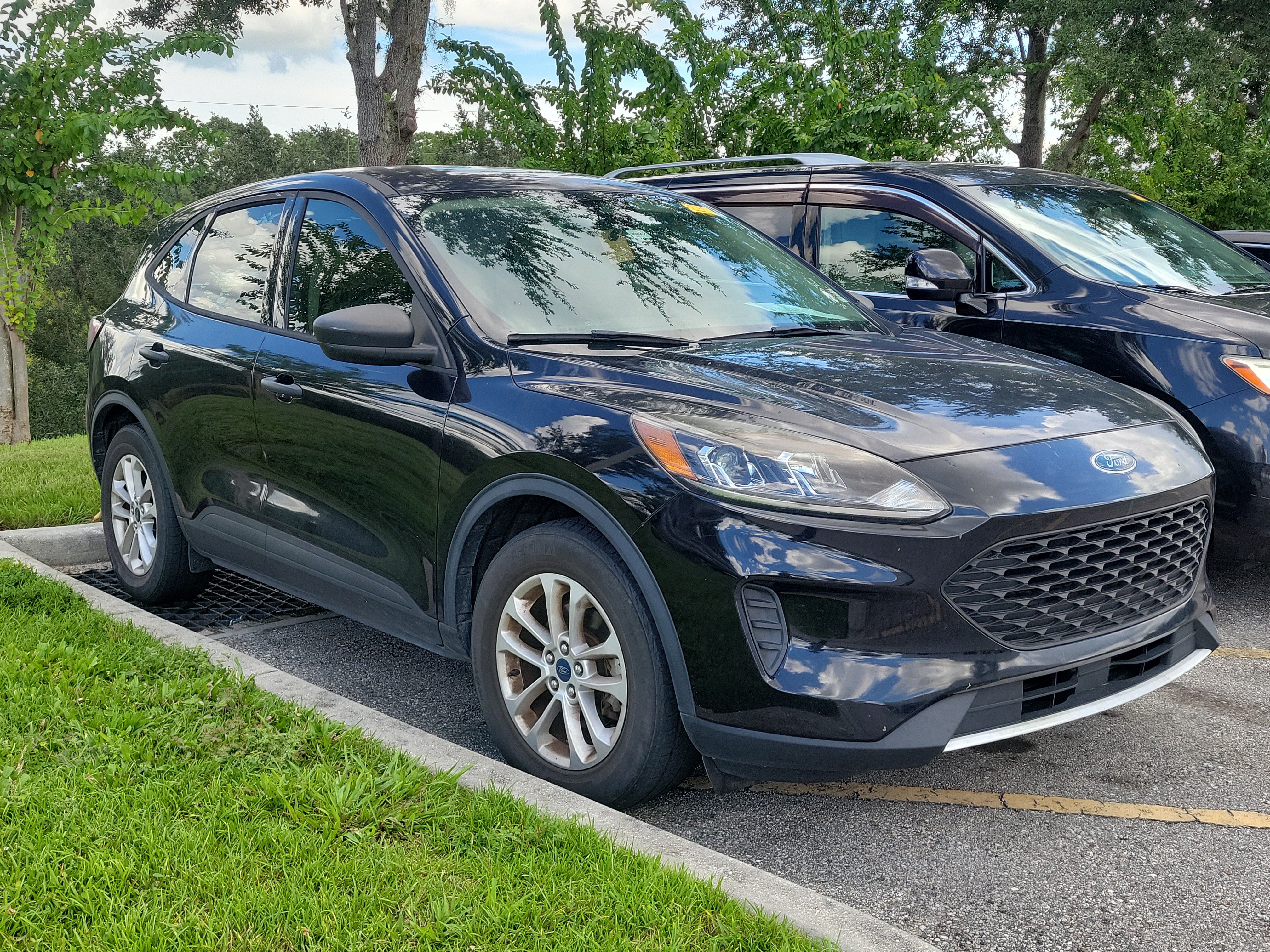 Used 2020 Ford Escape S FWD image 2