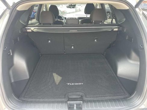 Certified 2024 Hyundai Tucson SEL FWD image 12