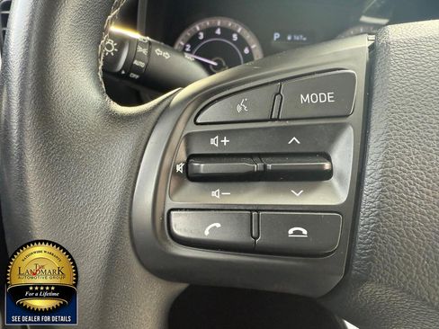Used 2022 Hyundai Venue SEL w/ Cargo Package image 10