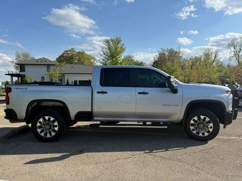 Used 2022 Chevrolet Silverado 2500 Custom w/ Gooseneck/5TH Wheel Package AWD/4WD image 5
