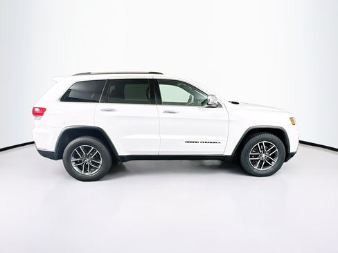 Used 2017 Jeep Grand Cherokee Limited w/ Luxury Group II AWD/4WD image 10