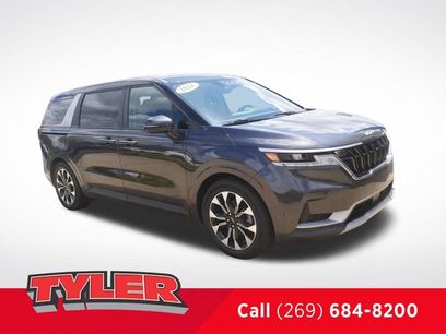 Used 2024 Kia Carnival EX