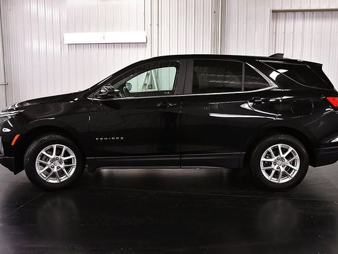 Used 2023 Chevrolet Equinox LT image 4