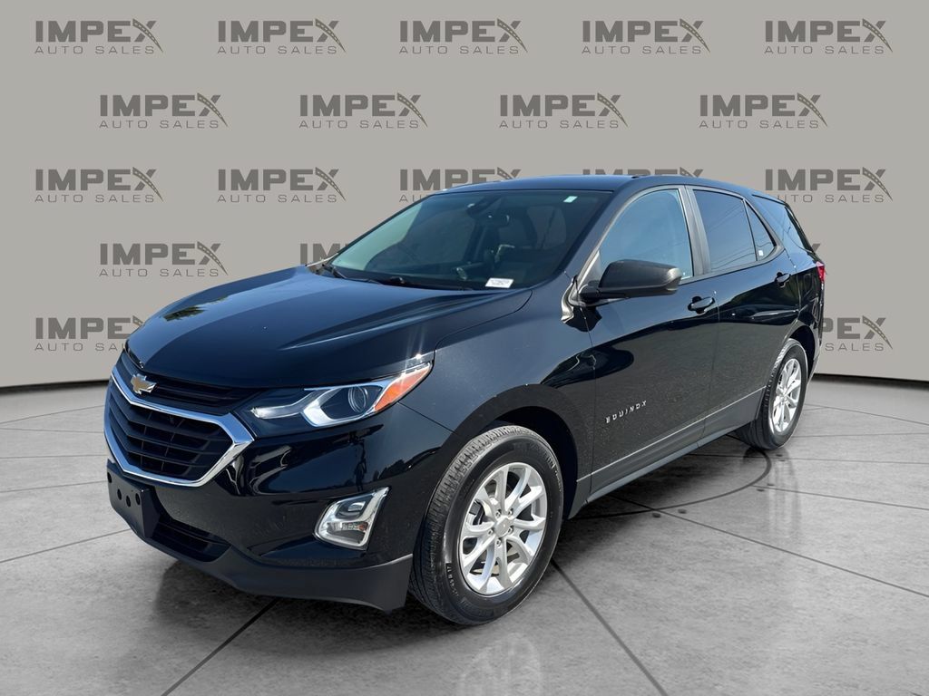 Used 2021 Chevrolet Equinox LS w/ LS Convenience Package FWD image 1