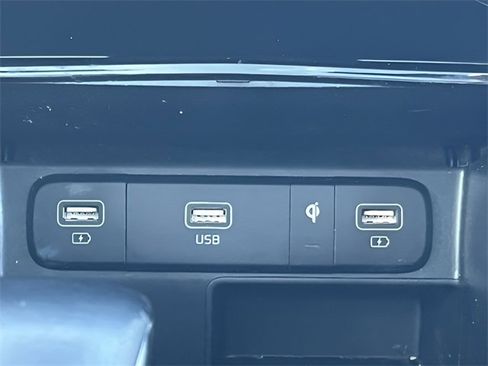 Used 2022 Kia Sorento SX Prestige w/ Rust Color Package image 30