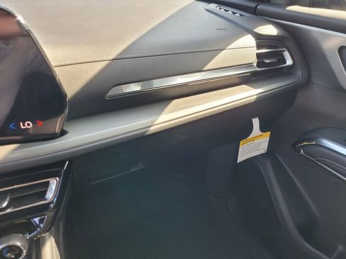 New 2026 Chevrolet Traverse LT w/ Driver Confidence Package image 33