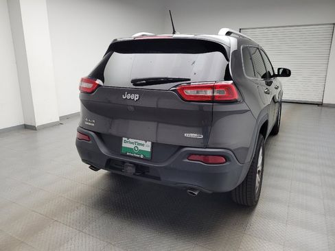 Used 2014 Jeep Cherokee Latitude w/ Comfort/Convenience Group AWD/4WD image 7