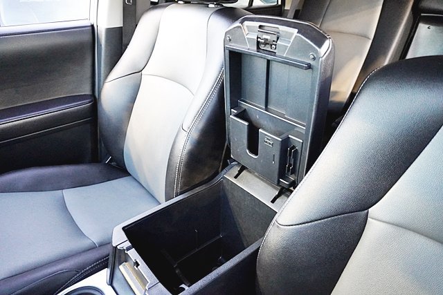 Used 2023 Toyota 4Runner SR5 Premium w/ Moonroof Package RWD image 47