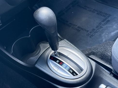 Used 2013 Honda Fit image 21