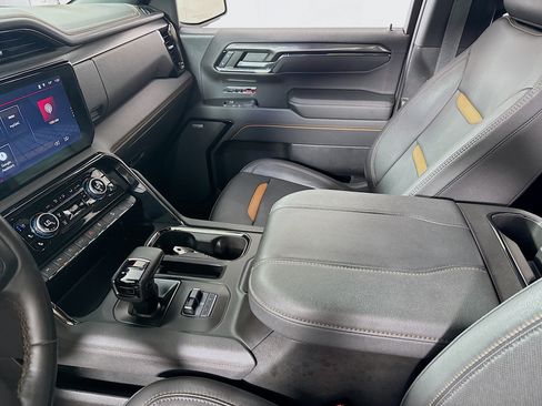 Used 2023 GMC Sierra 1500 AT4 w/ AT4 Premium Package AWD/4WD image 26