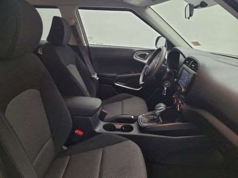 Used 2020 Kia Soul LX FWD image 21