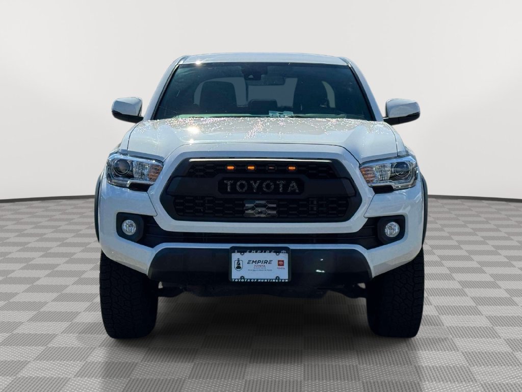 Used 2021 Toyota Tacoma TRD Off-Road AWD/4WD image 2