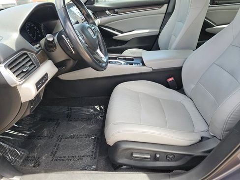 Used 2018 Honda Accord Touring image 20